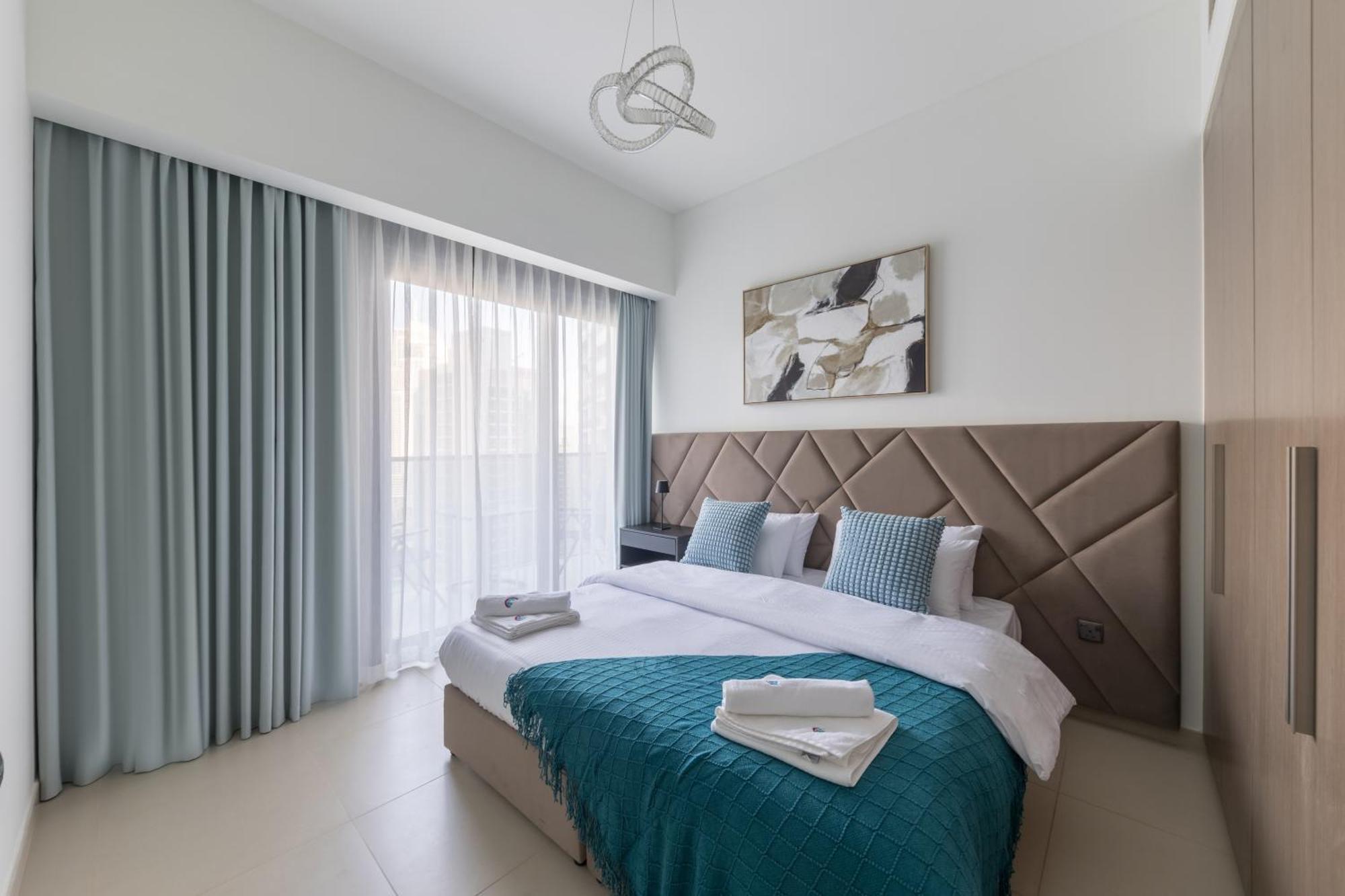 Spacious 3Br Plus Maids Burj Khalifa View Dubai Exterior photo